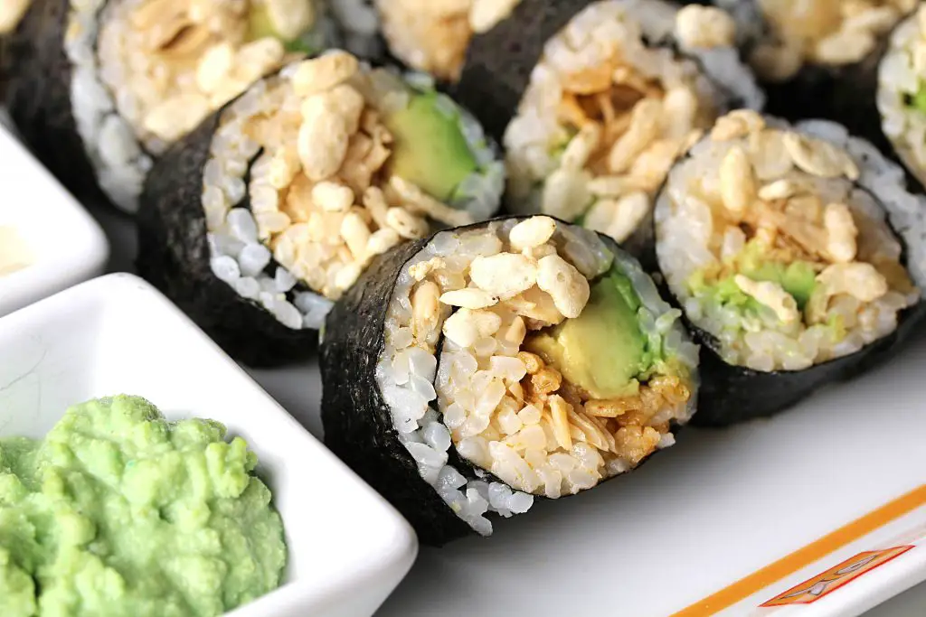 http://theveganharvest.com/wp-content/uploads/2018/02/jackfruitsushi3-1024x683.jpg