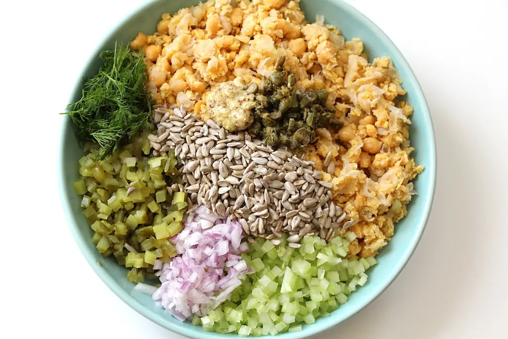 Bowl showing the ingredients in the recipe